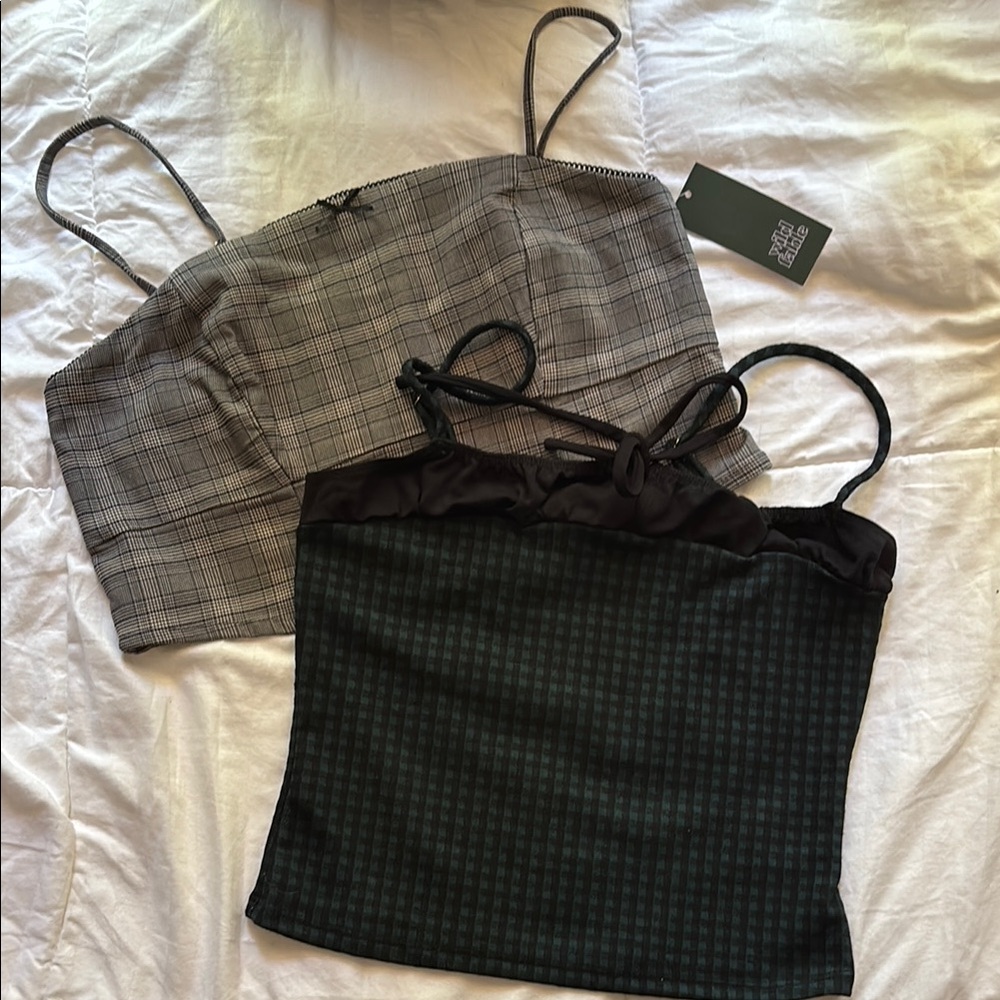 Set of 2 tops